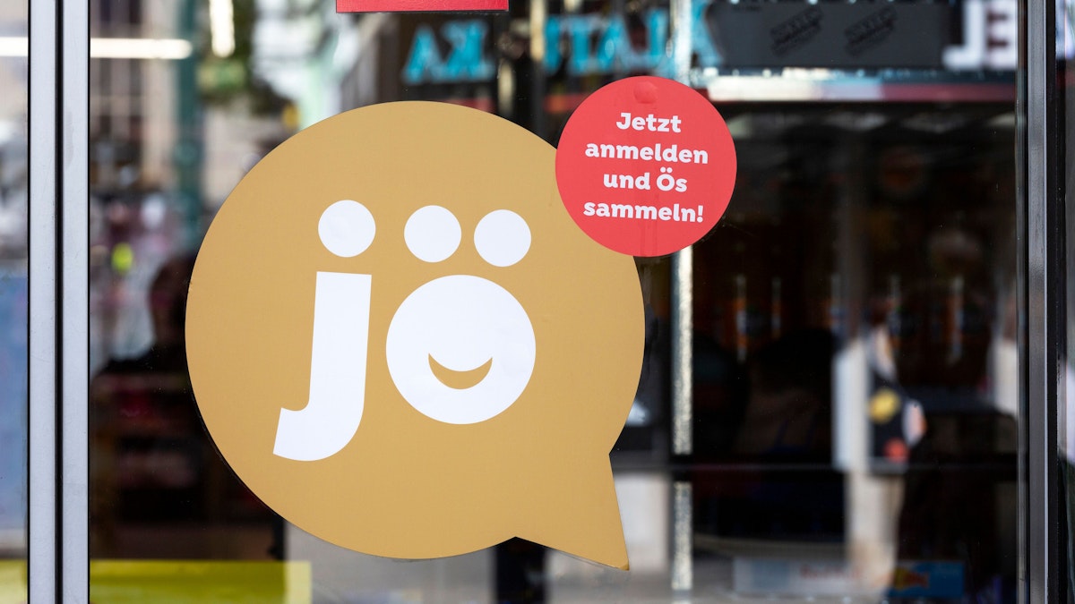 Billa & Co. Changes: Jö Card's Future Uncertain