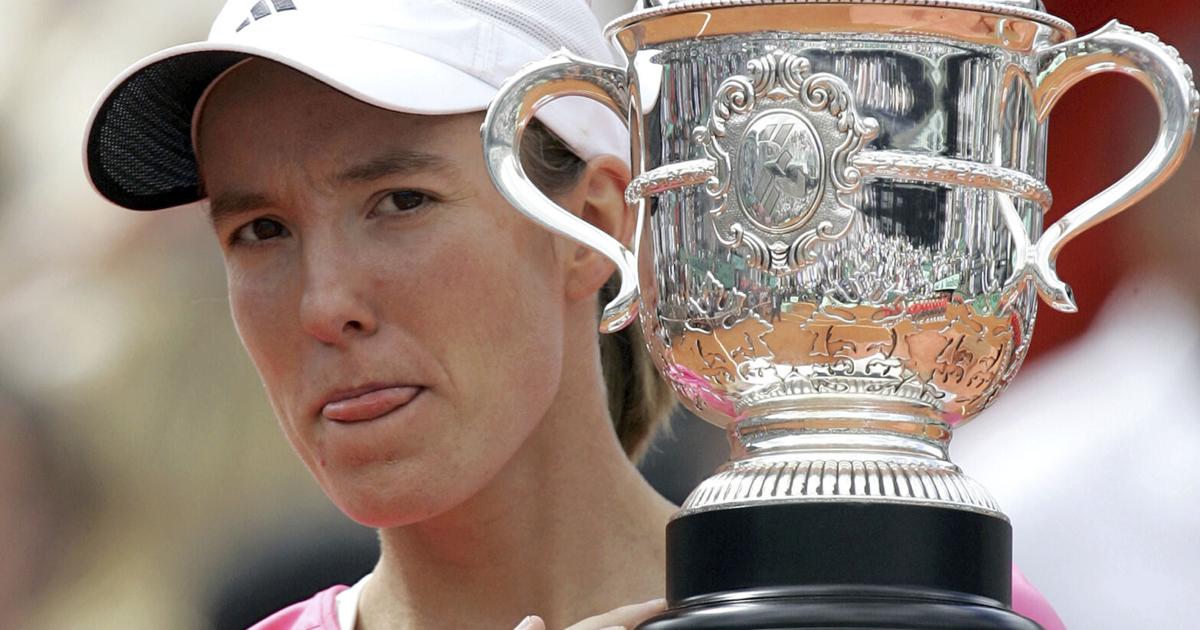 Henin, Agassi To Present French Open Trophies