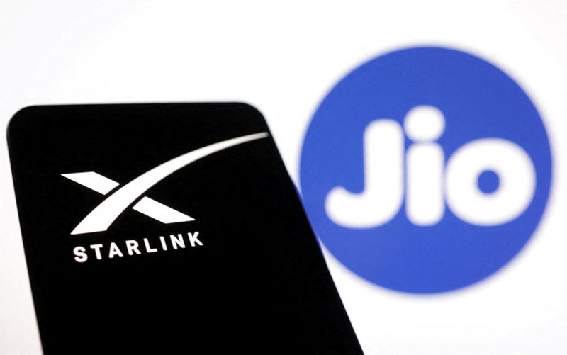 India Satcom Fees: Reliance, Airtel Challenge Starlink