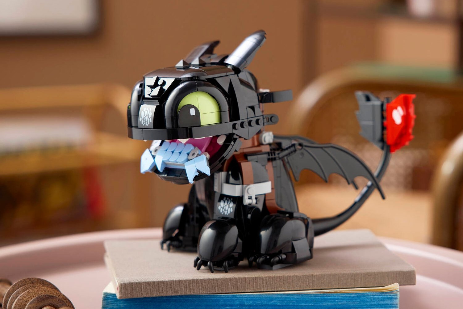 Lego How To Train Your Dragon: Adorable Toothless