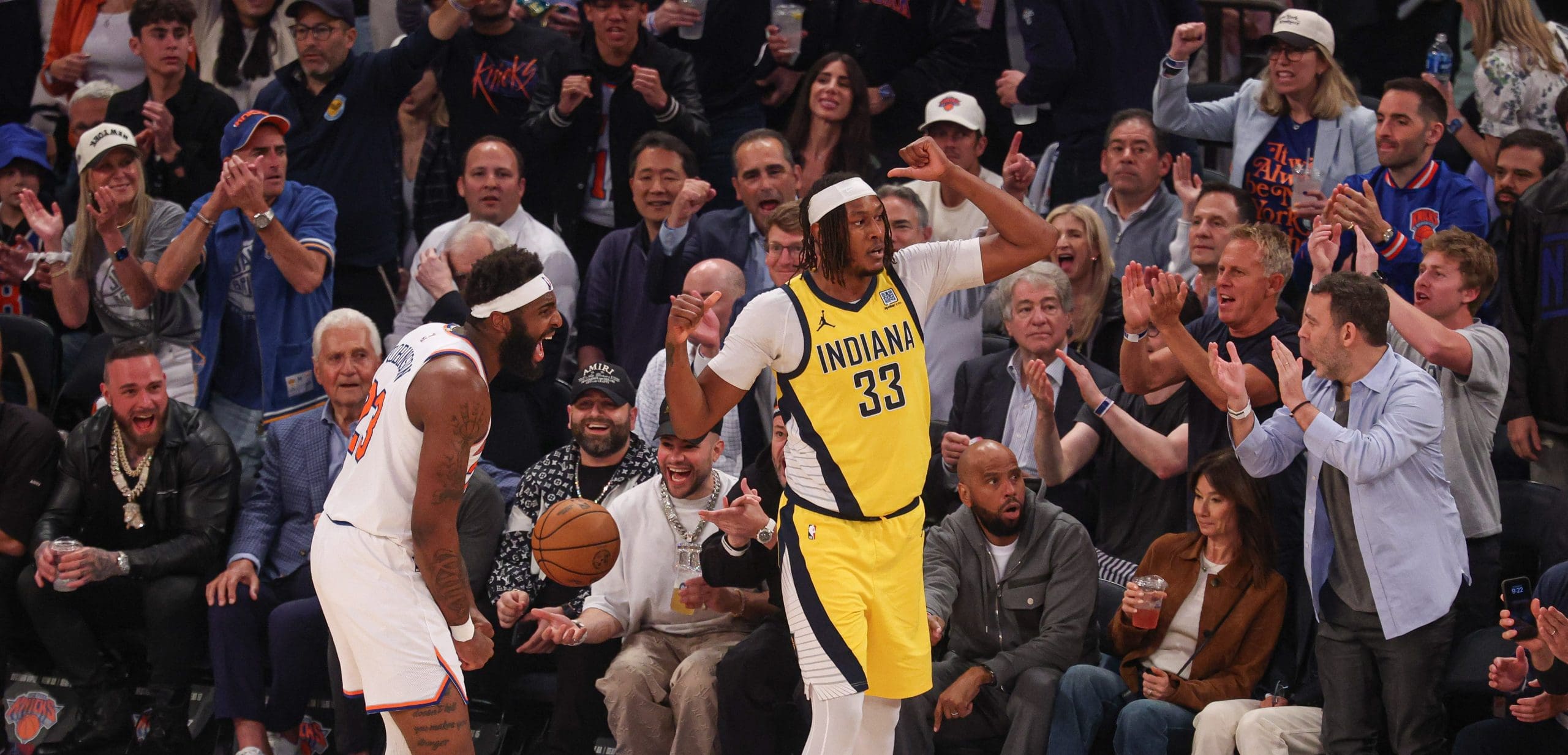 Robinson's Knicks Fight For Survival Against Pacers