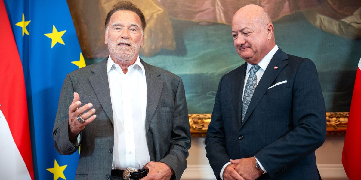 Schwarzenegger Meets German Chancellor Ahead Of Climate Conference