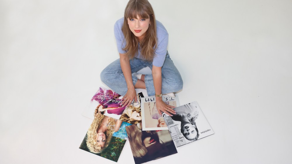 Taylor Swift: Owns First Six Albums