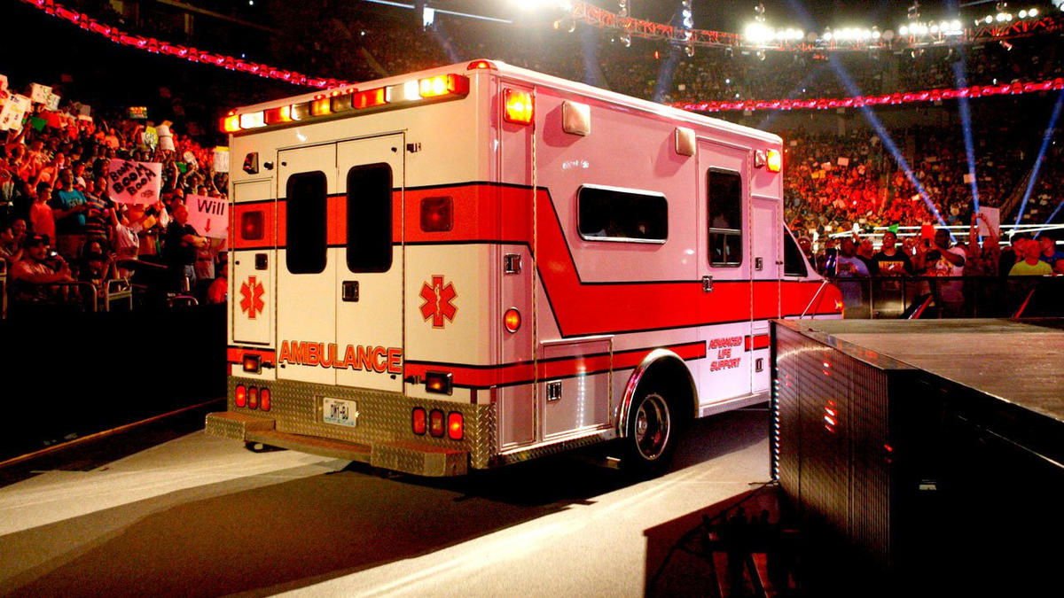 WWE Star Suffers Injury: Match Update